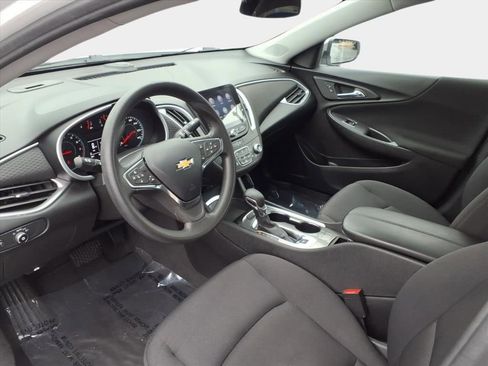 Used 2023 Chevrolet Malibu LT image 9