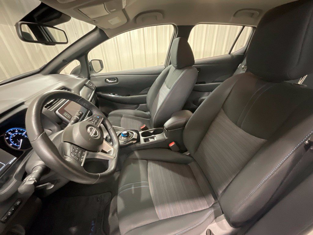 Used 2025 Nissan Leaf SV Plus FWD image 8