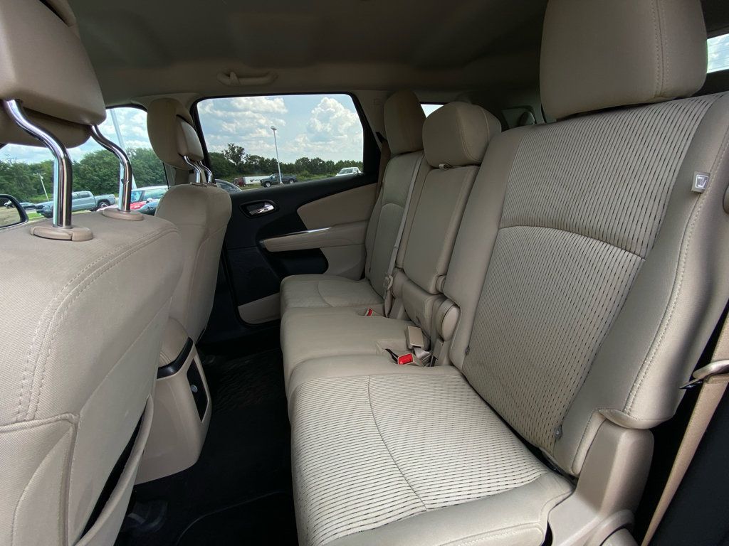 Used 2018 Dodge Journey SE FWD image 10