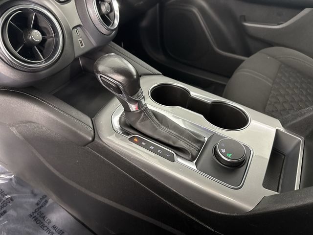 Used 2019 Chevrolet Blazer LT FWD image 17