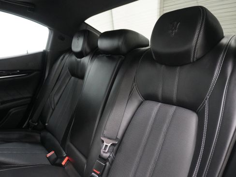 Used 2019 Maserati Ghibli GranSport RWD image 14