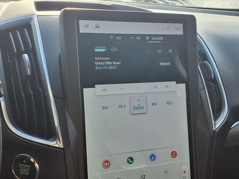 Used 2021 Ford Edge Titanium image 5