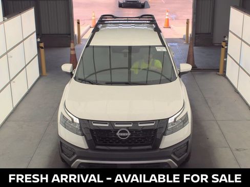 Used 2025 Nissan Pathfinder Rock Creek AWD/4WD image 2