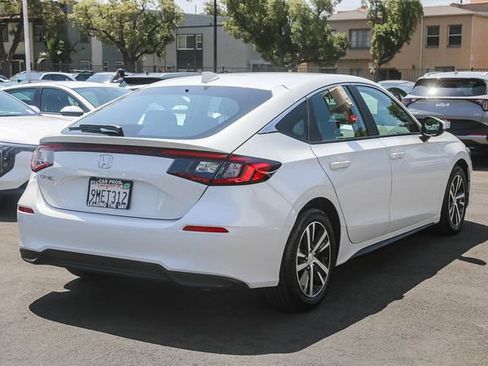 Used 2024 Honda Civic LX image 10