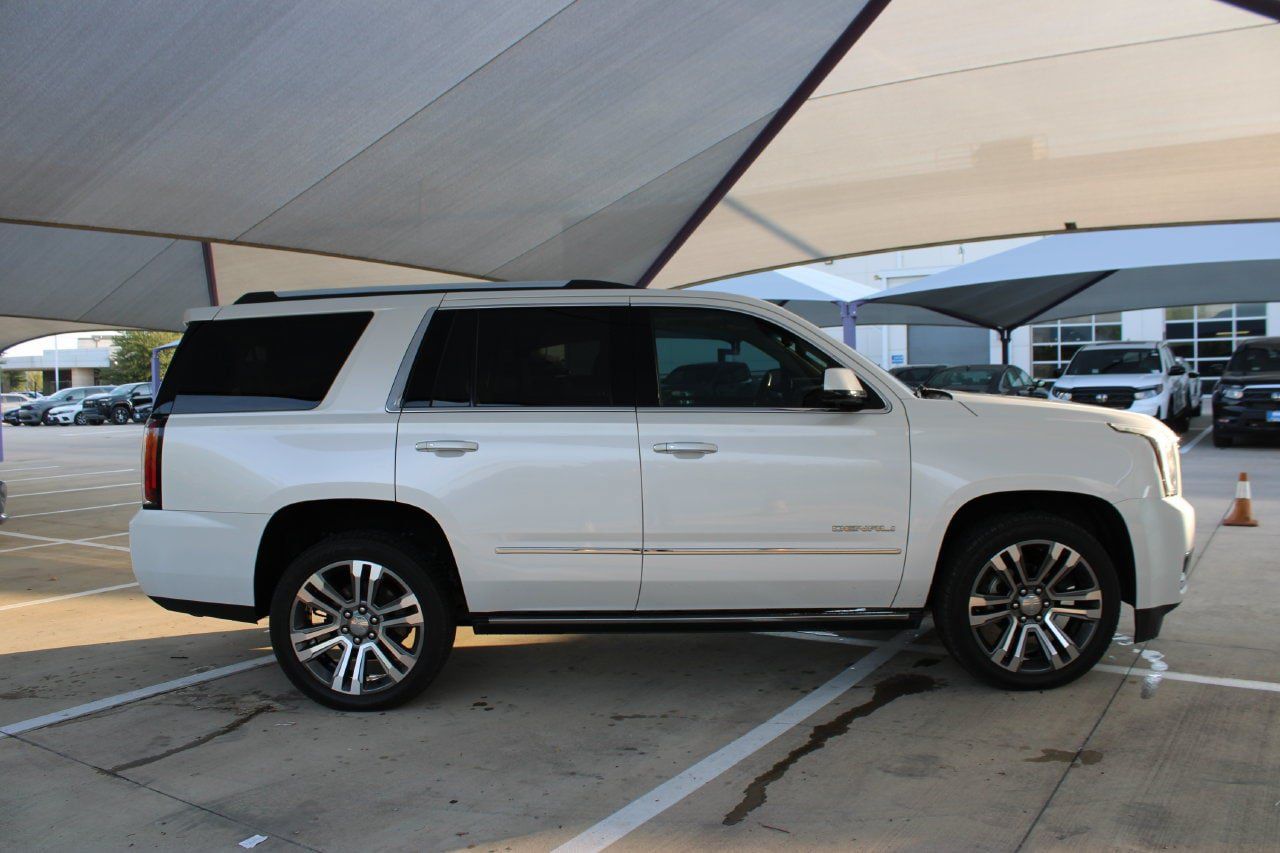 Used 2017 GMC Yukon Denali w/ Open Road Package AWD/4WD image 8