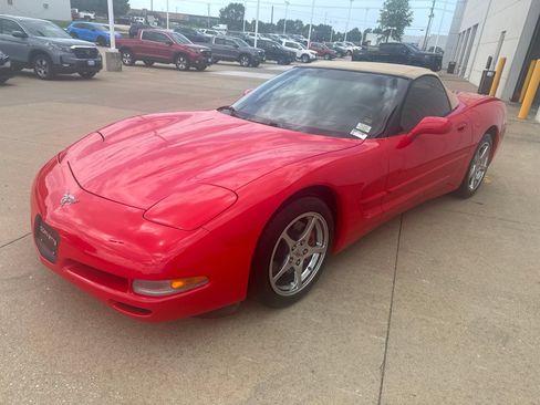 Used 2003 Chevrolet Corvette Convertible w/ Preferred Equipment Group1 RWD image 4