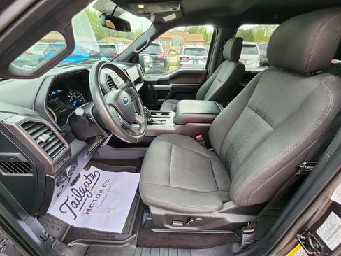 Used 2018 Ford F150 XLT w/ Equipment Group 302A Luxury AWD/4WD image 25