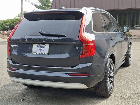 Used 2022 Volvo XC90 T5 Momentum w/ Advanced Package image 10