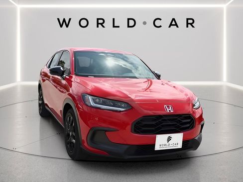 Used 2023 Honda HR-V Sport image 1