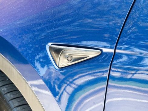 Used 2023 Tesla Model Y AWD image 13