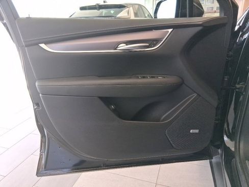 New 2025 Cadillac XT5 Luxury w/ LPO, Floor Liner Package image 16