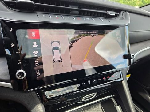 New 2026 Jeep Grand Cherokee Limited w/ Luxury Tech Group II image 32