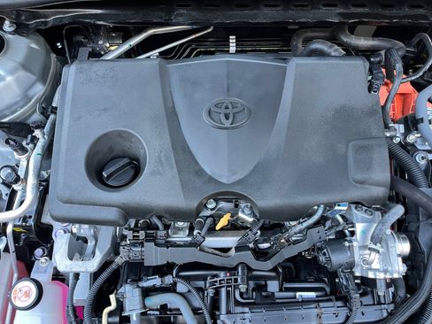 Used 2025 Toyota Camry LE FWD image 30