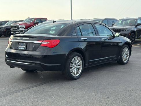Used 2012 Chrysler 200 Limited FWD image 19
