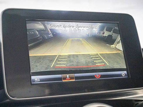 Used 2016 Mercedes-Benz C 300 Sedan image 22