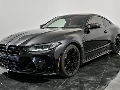Used 2022 BMW M4 xDrive Competition w/ M Carbon Exterior Package AWD/4WD image 5