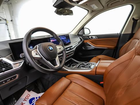 Used 2024 BMW X7 xDrive40i w/ Executive Package AWD/4WD image 10