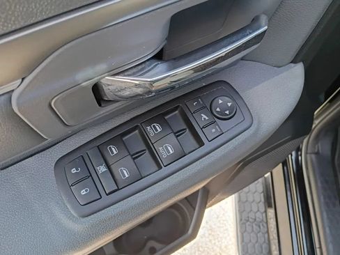 Used 2014 RAM 1500 Lone Star AWD/4WD image 10