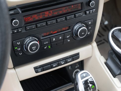 Used 2014 BMW X1 xDrive28i image 13