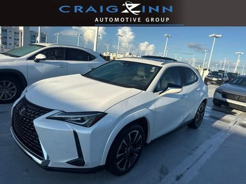 Used 2022 Lexus UX 200 w/ Premium Package FWD image 1