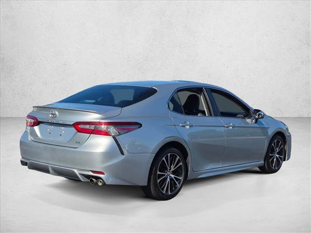Used 2018 Toyota Camry SE FWD image 5