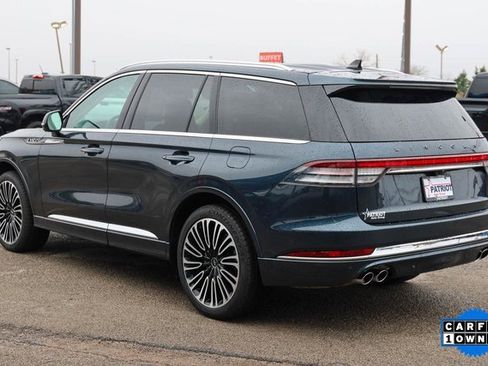 Used 2023 Lincoln Aviator Black Label w/ Class IV Trailer Tow Package image 5