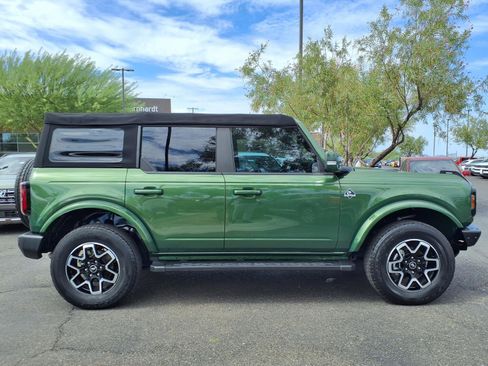 Used 2022 Ford Bronco Outer Banks AWD/4WD image 7