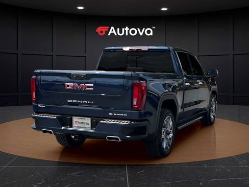Used 2023 GMC Sierra 1500 Denali w/ Denali Reserve Package AWD/4WD image 5