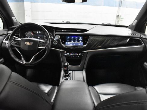 Certified 2024 Cadillac XT6 Premium Luxury w/ LPO, Floor Liner Package AWD/4WD image 6