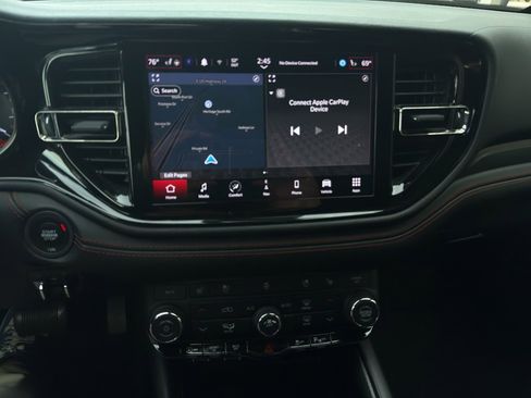 Used 2024 Dodge Durango GT image 15