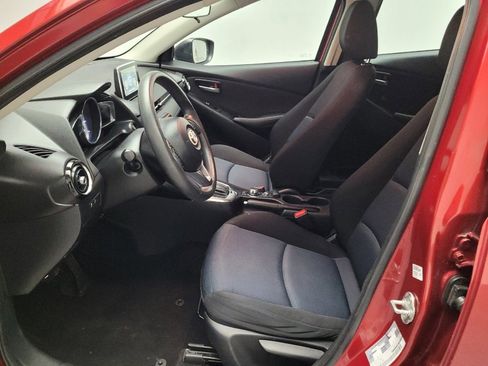 Used 2017 Toyota Yaris iA image 17