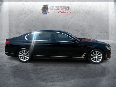 Used 2019 BMW 740i xDrive AWD/4WD image 7