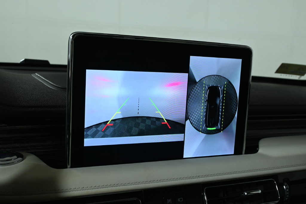 Used 2024 Lincoln Aviator Black Label AWD/4WD image 23