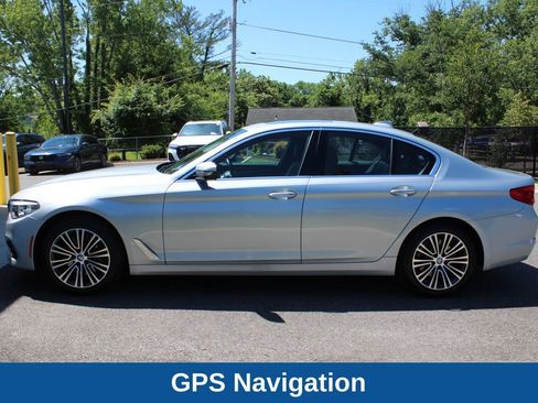 Used 2018 BMW 530i xDrive AWD/4WD image 12