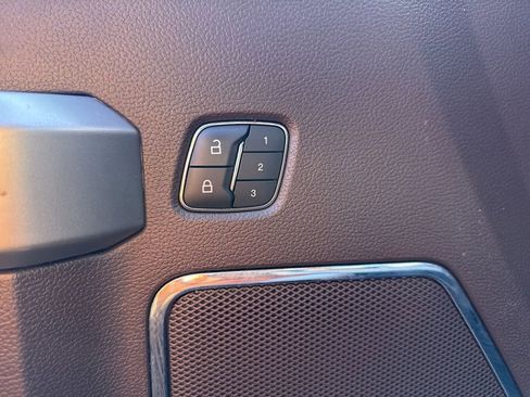 Used 2019 Ford F150 King Ranch w/ FX4 Off-Road Package image 8