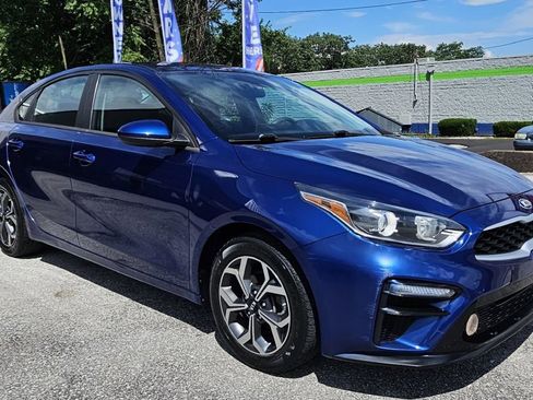 Used 2020 Kia Forte LXS FWD image 7