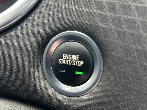 Used 2020 Chevrolet Malibu LT w/ Fleet LT Safety Plus Package image 35