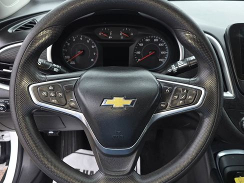 Used 2022 Chevrolet Malibu LS w/ Driver Confidence Package II FWD image 17