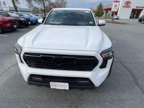 New 2026 Toyota Tacoma TRD Off-Road AWD/4WD image 3