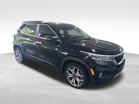 Used 2022 Kia Seltos SX AWD/4WD image 2