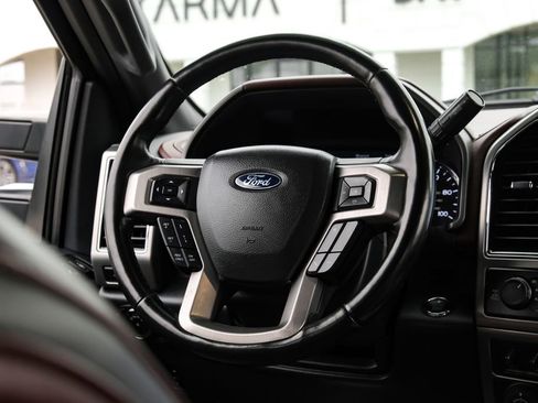 Used 2022 Ford F350 Platinum w/ FX4 Off-Road Package AWD/4WD image 15