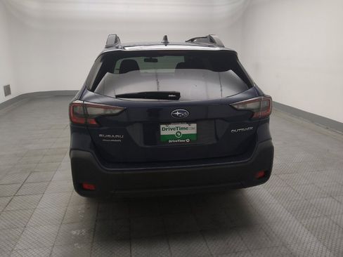 Used 2024 Subaru Outback Premium AWD/4WD image 6