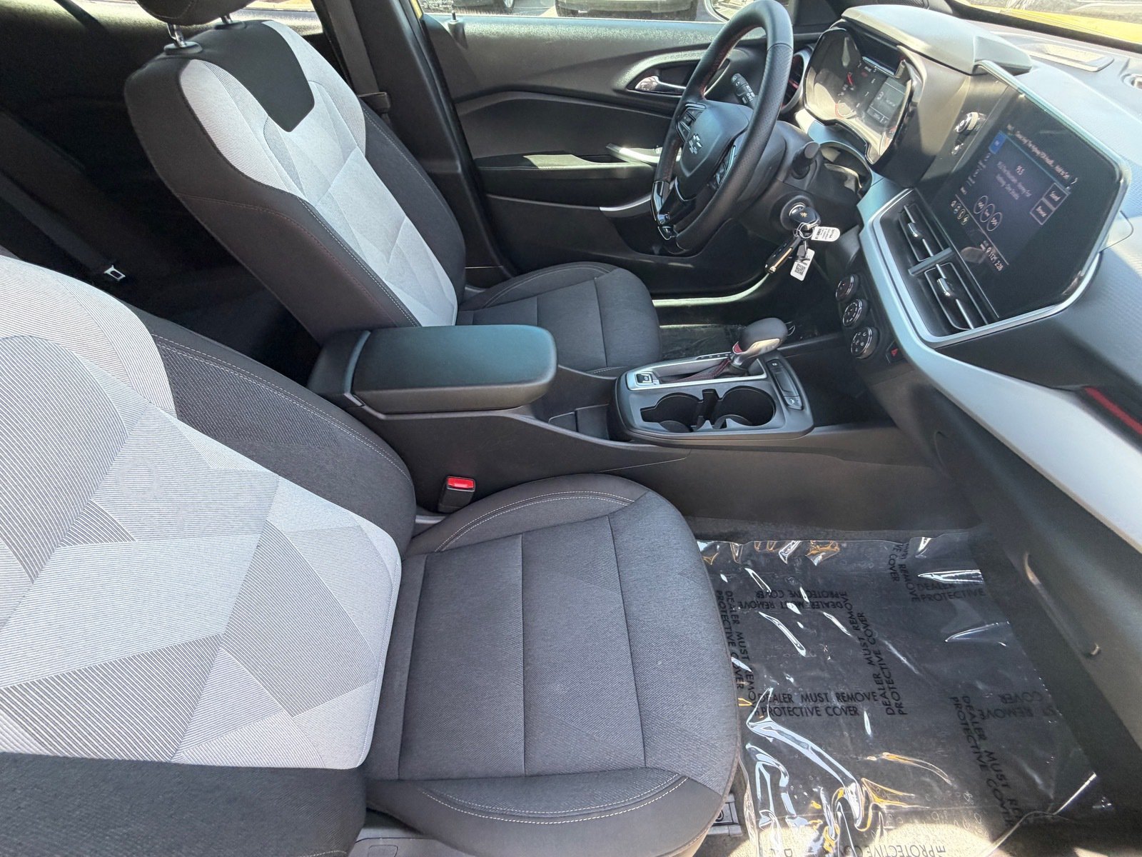 Used 2024 Chevrolet Trax RS w/ Driver Confidence Package FWD image 10