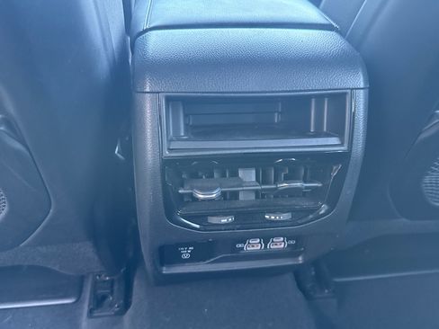 Used 2023 Jeep Grand Cherokee Altitude AWD/4WD image 24