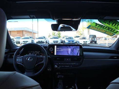 Used 2023 Lexus ES 300h w/ Premium Package FWD image 26