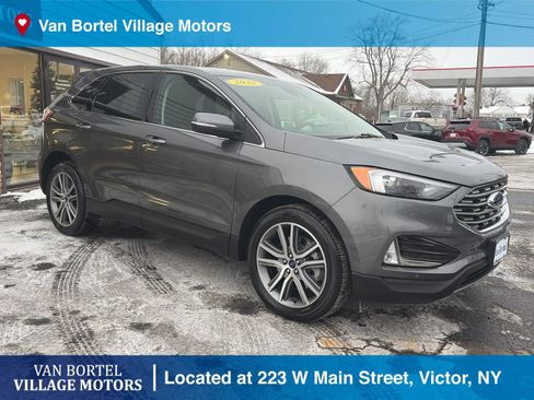 Used 2022 Ford Edge Titanium image 4
