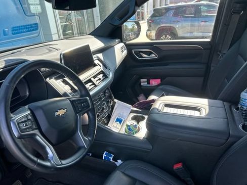 Used 2024 Chevrolet Tahoe LT w/ LT Signature Package AWD/4WD image 6