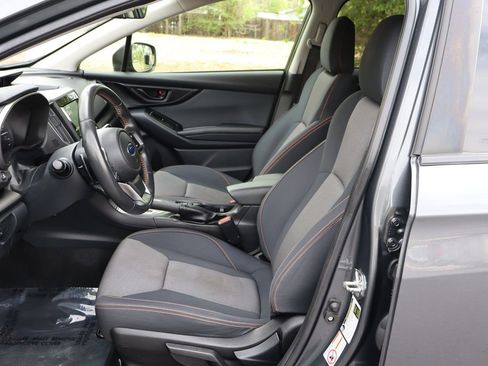 Used 2020 Subaru Crosstrek 2.0i Premium w/ Moonroof Package 1 AWD/4WD image 19