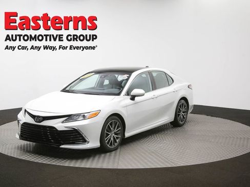 Used 2023 Toyota Camry XLE image 51