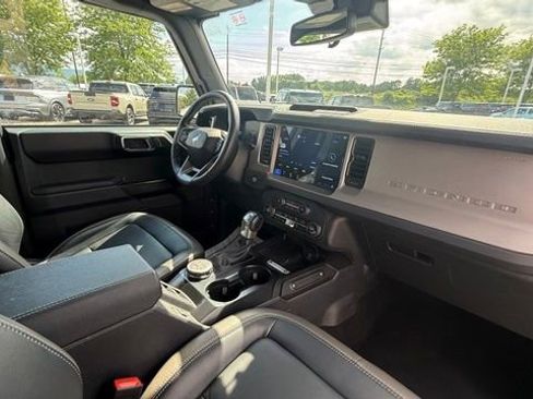 Used 2025 Ford Bronco Outer Banks AWD/4WD image 36
